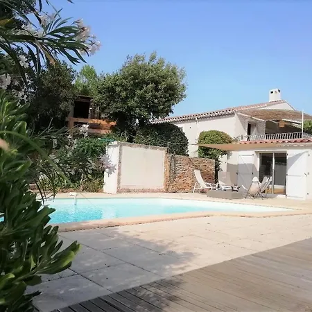 Holiday home Le Repaire De La Cadiere A 5mn Des Plages ! *