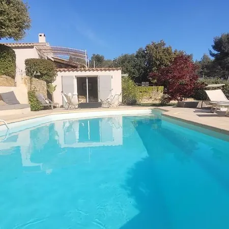 Holiday home Le Repaire De La Cadiere A 5mn Des Plages !
